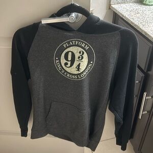 Universal Studios Harry Potter 9 3/4s Sweatshirt